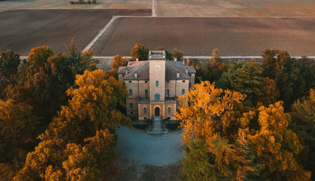 Drone Immobilier Alsace : 8 Applications Essentielles pour Promoteurs en 2026